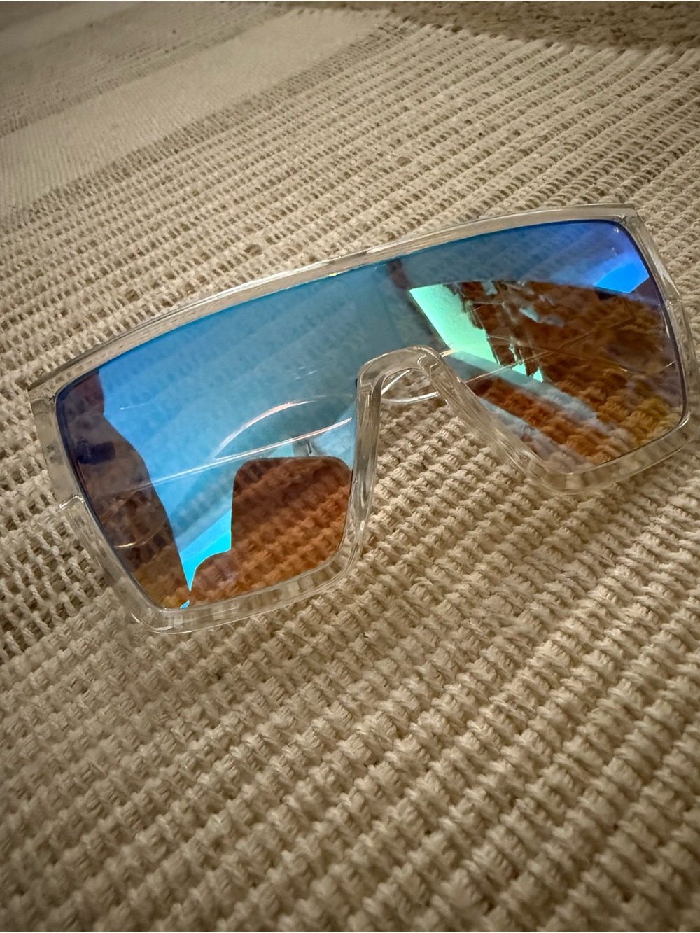 Steve Madden SR0821 Blue Mirrored Shield Sunglasses